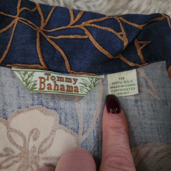 Vintage Tommy Bahama Floral Tie-Front Sleeveless Blouse Blue 100% Silk Size 10 - Picture 4 of 7